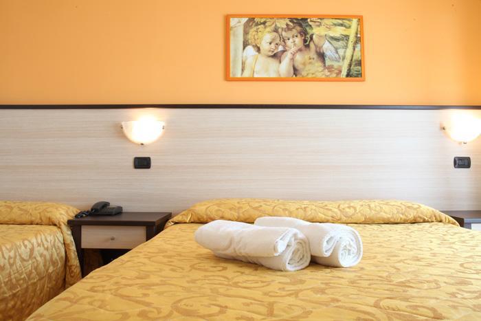 Hotel Cristall San Benedetto del Tronto Luaran gambar